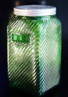 wpe46.jpg (12930 bytes)